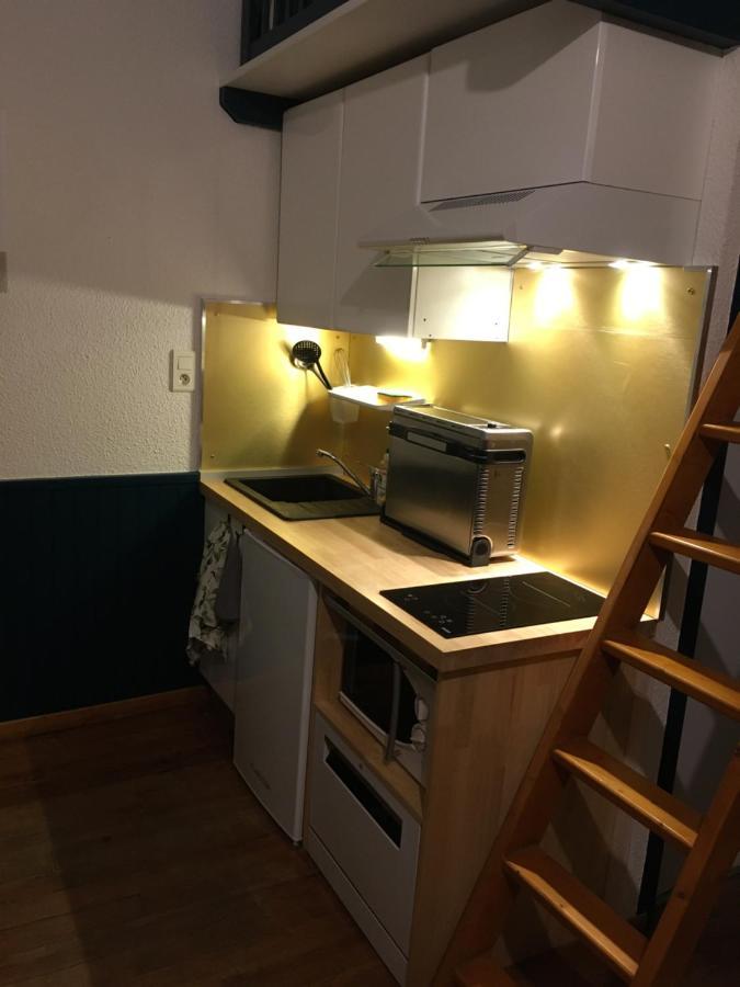 Petit Studio, Plein Centre Ville, Grande Terrasse Apartment